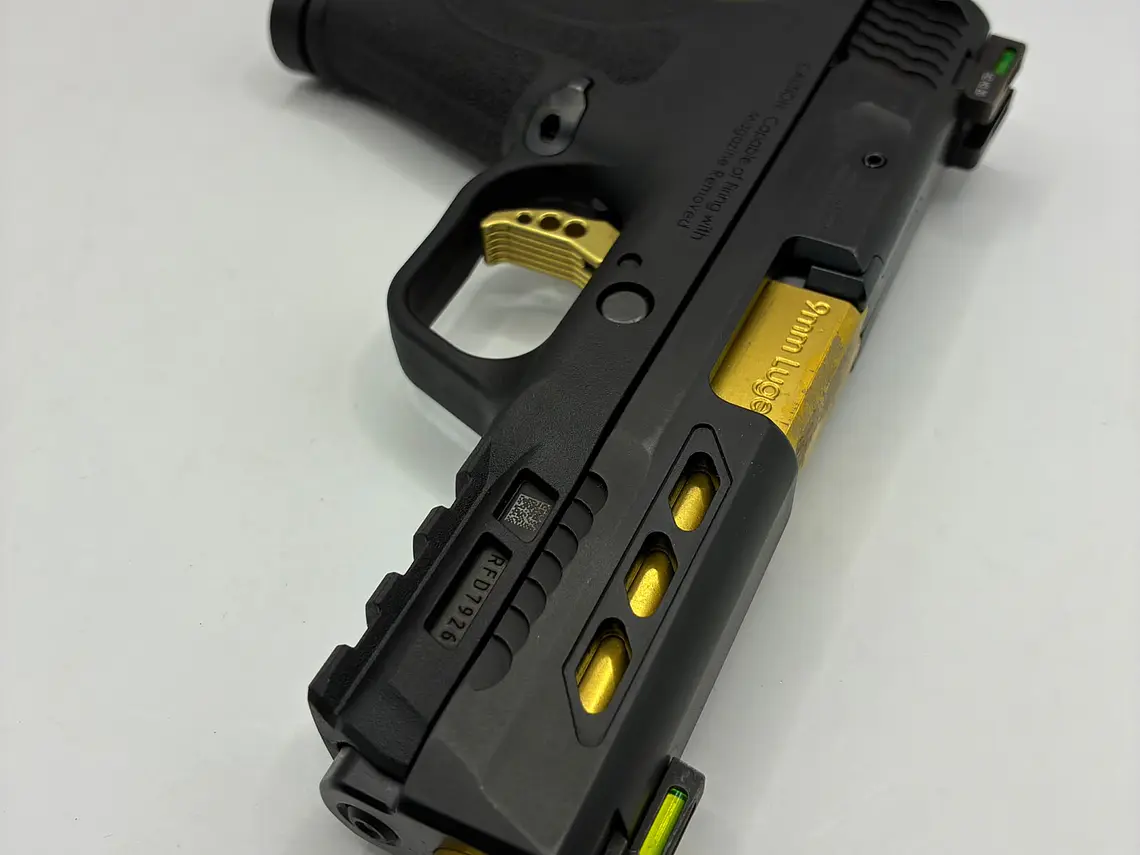 Pistola Smith & Wesson M&P9 shield EZ Gold cal.9mm 2