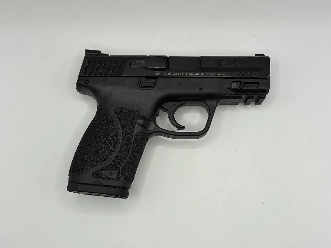 Pistola Smith & Wesson M&P9 compacta cal.9mm 3