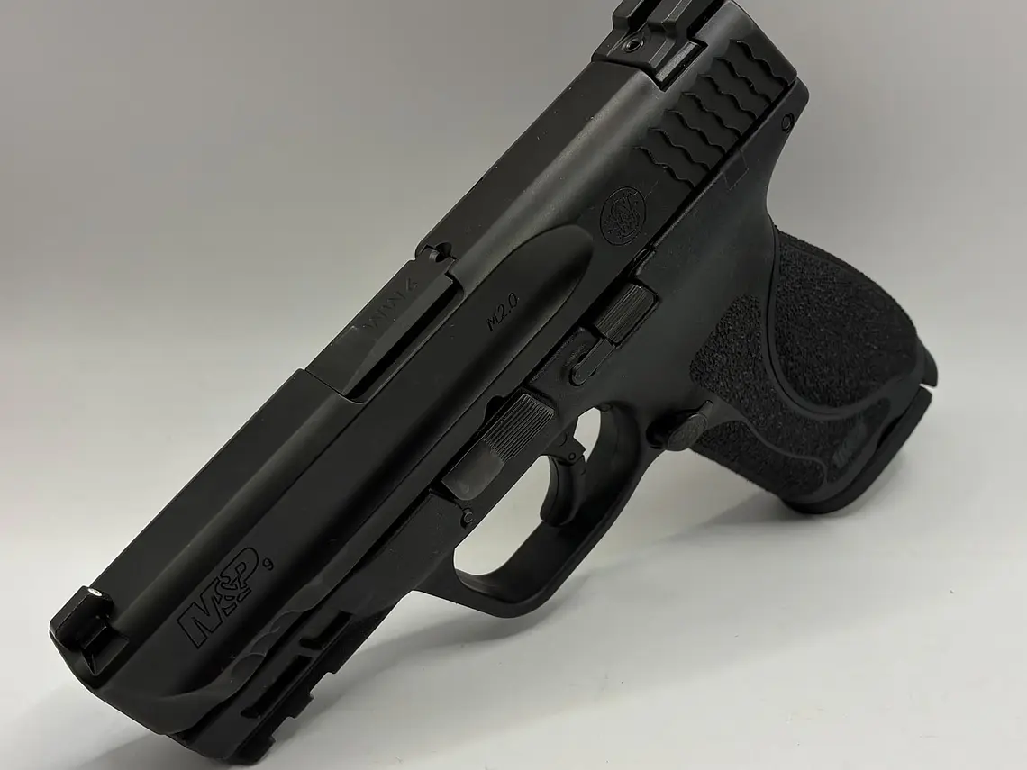 Pistola Smith & Wesson M&P9 compacta cal.9mm 5