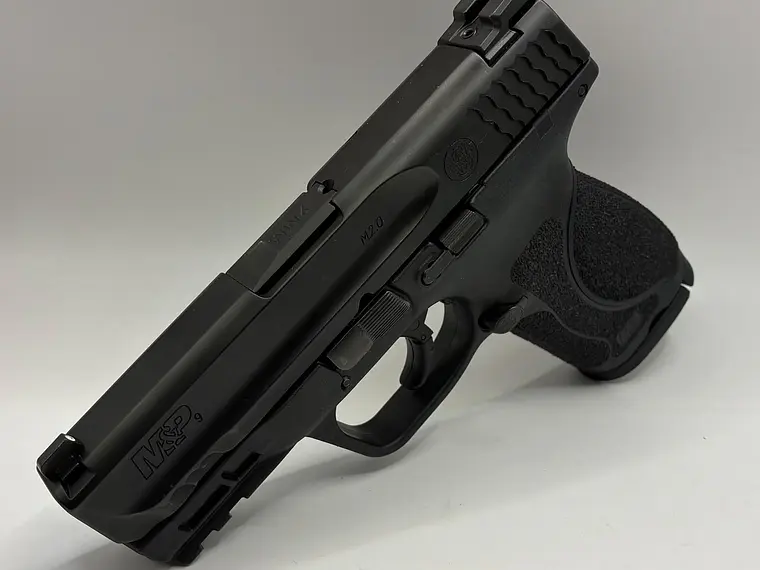 Pistola Smith & Wesson M&P9 compacta cal.9mm 5