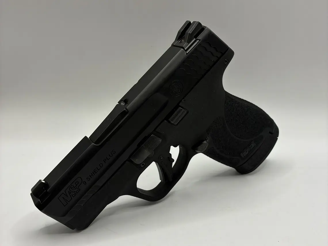 Pistola Smith & Wesson Shield plus cal.9mm 3