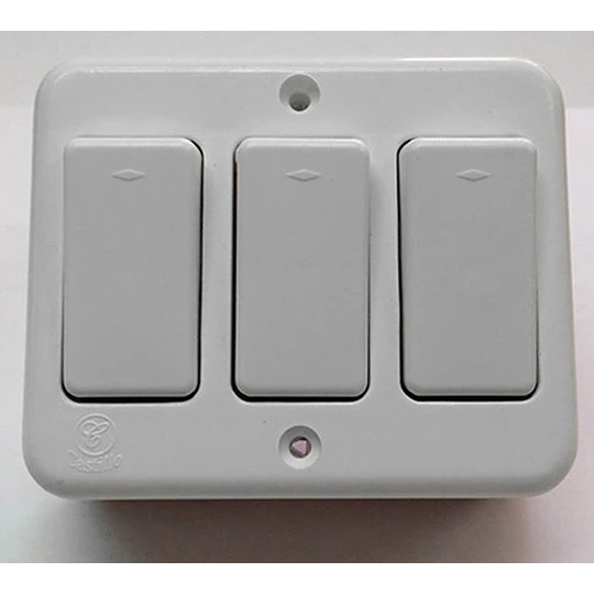 INTERRUPTOR TRIPLE 9/32 SOBREPUESTO CASTILLO