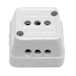 ENCHUFE TRIPLE DE LOZA 220V DRL