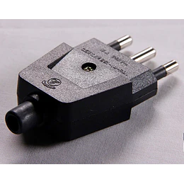 ENCHUFE MACHO C/TIERRA 16AMP CASTILLO