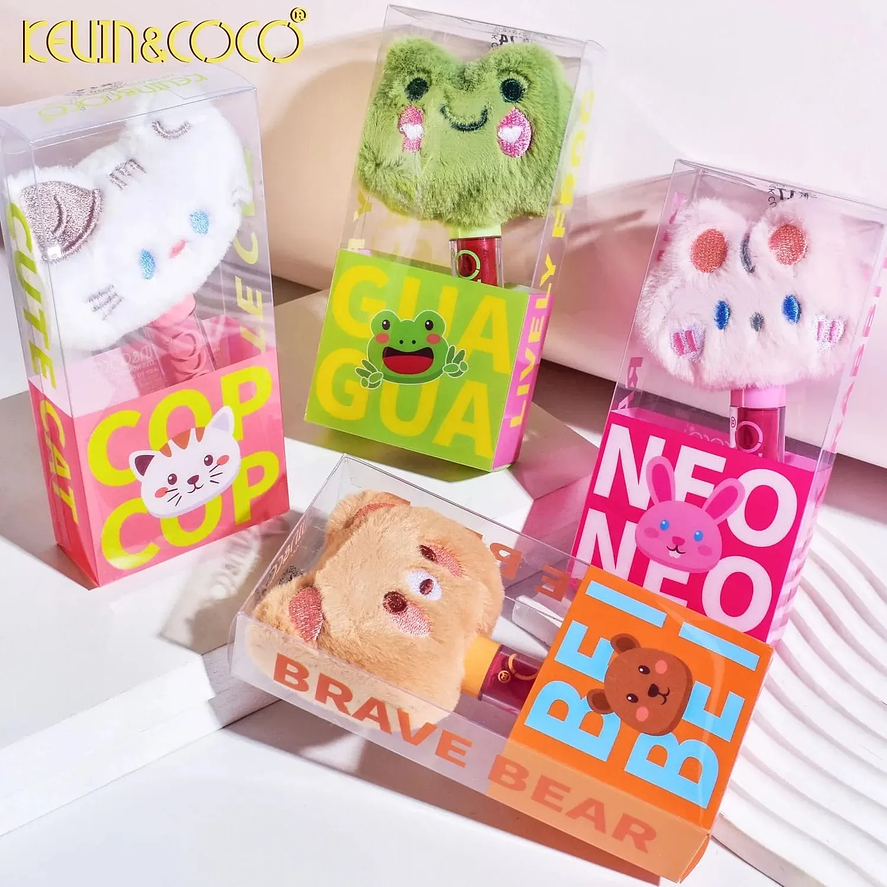 Labial de Peluche Kawaii Kevin y Cocos - Suavidad y Diversión en Cada Aplicación 2