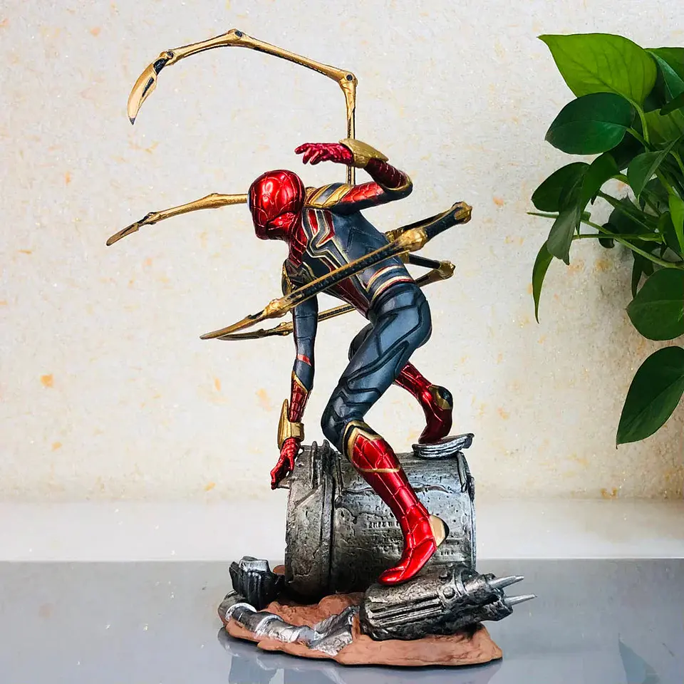 NNEOBA Ultimate Spider-man Action Figure 4