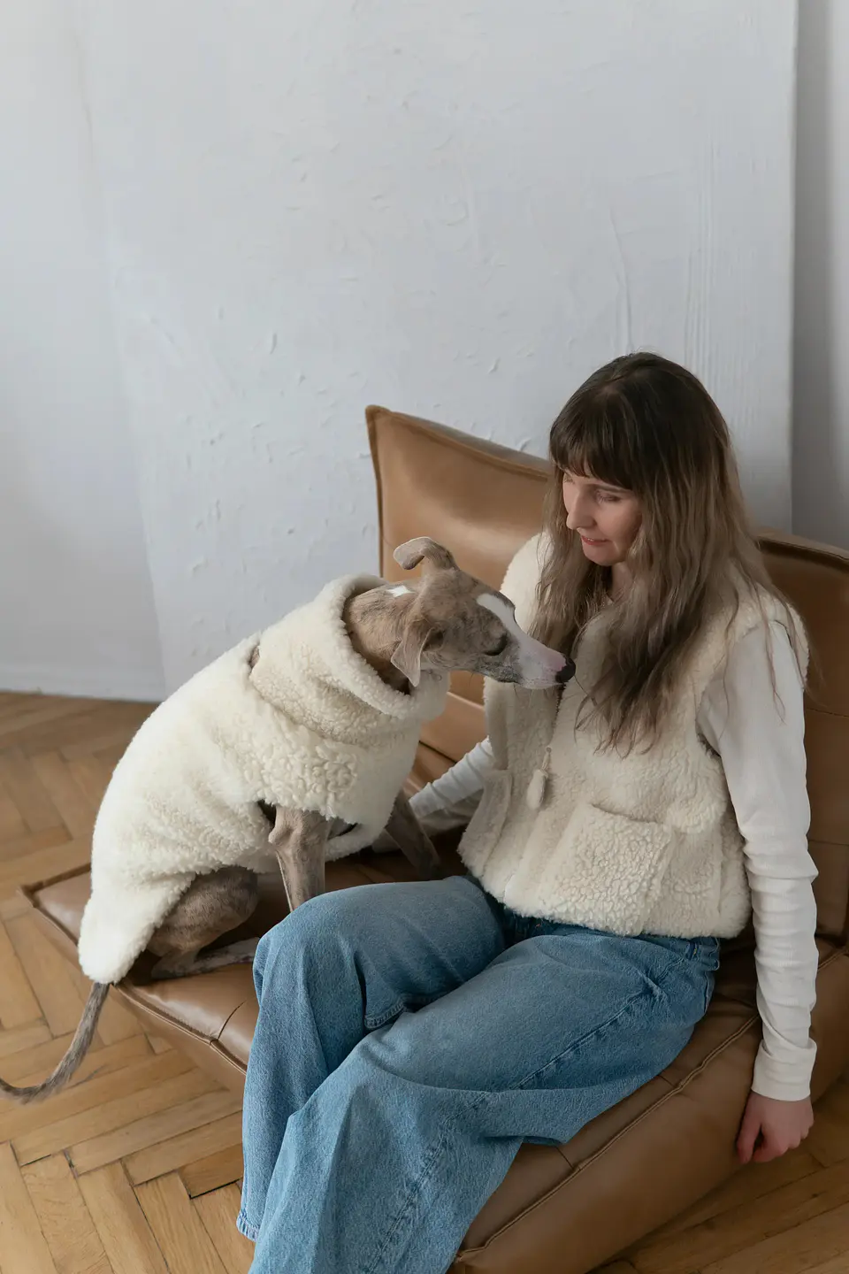 Woolen Dog Vest - White 4
