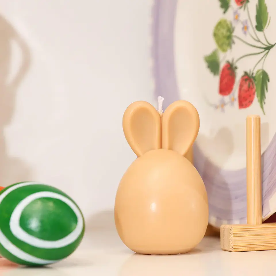 Molde Vela Huevo de Pascua Con Orejas 4