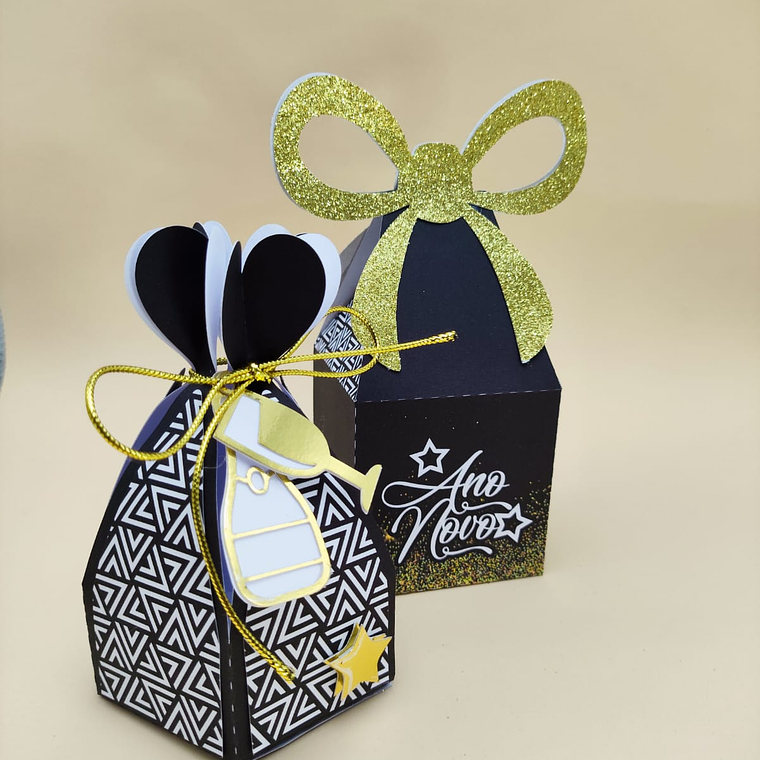 Arquivo de Corte Ano Novo Preto e Dourado 5