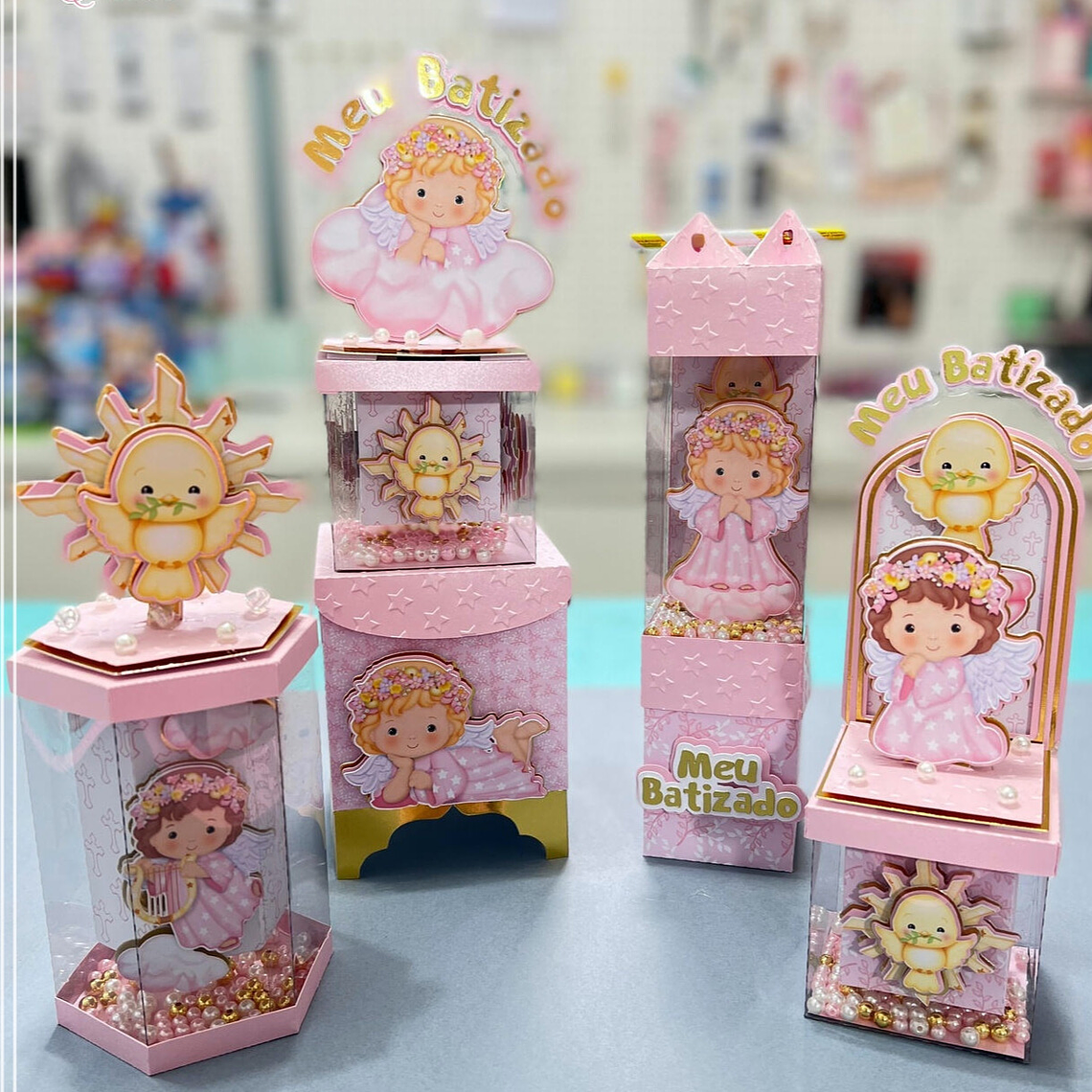 ARQUIVO DE CORTE BATIZADO ROSA VITRINE 1