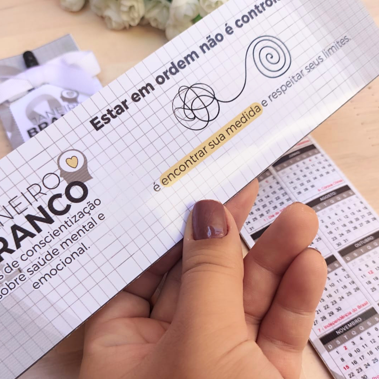 Arquivo Calendário Porta Lápis - Janeiro Branco 3