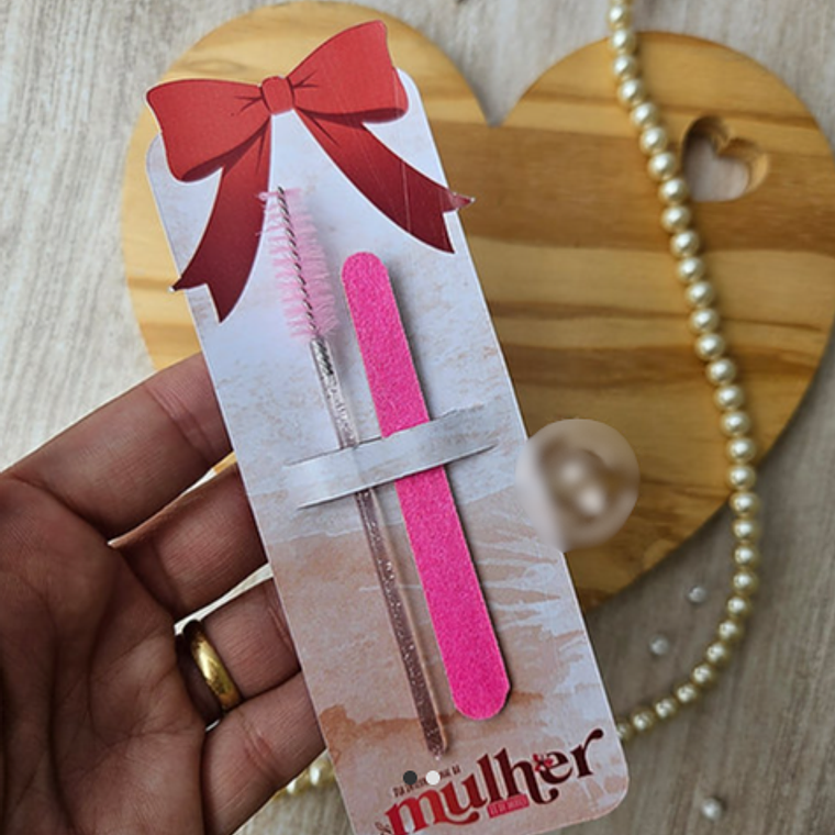 Arquivo Lixa e Escovinha de Cilios Brinde Dia da Mulher 1