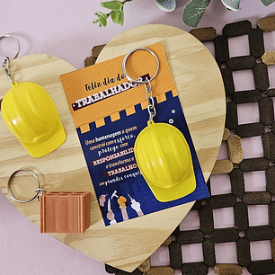 Arquivo dia do trabalhador card chaveiro