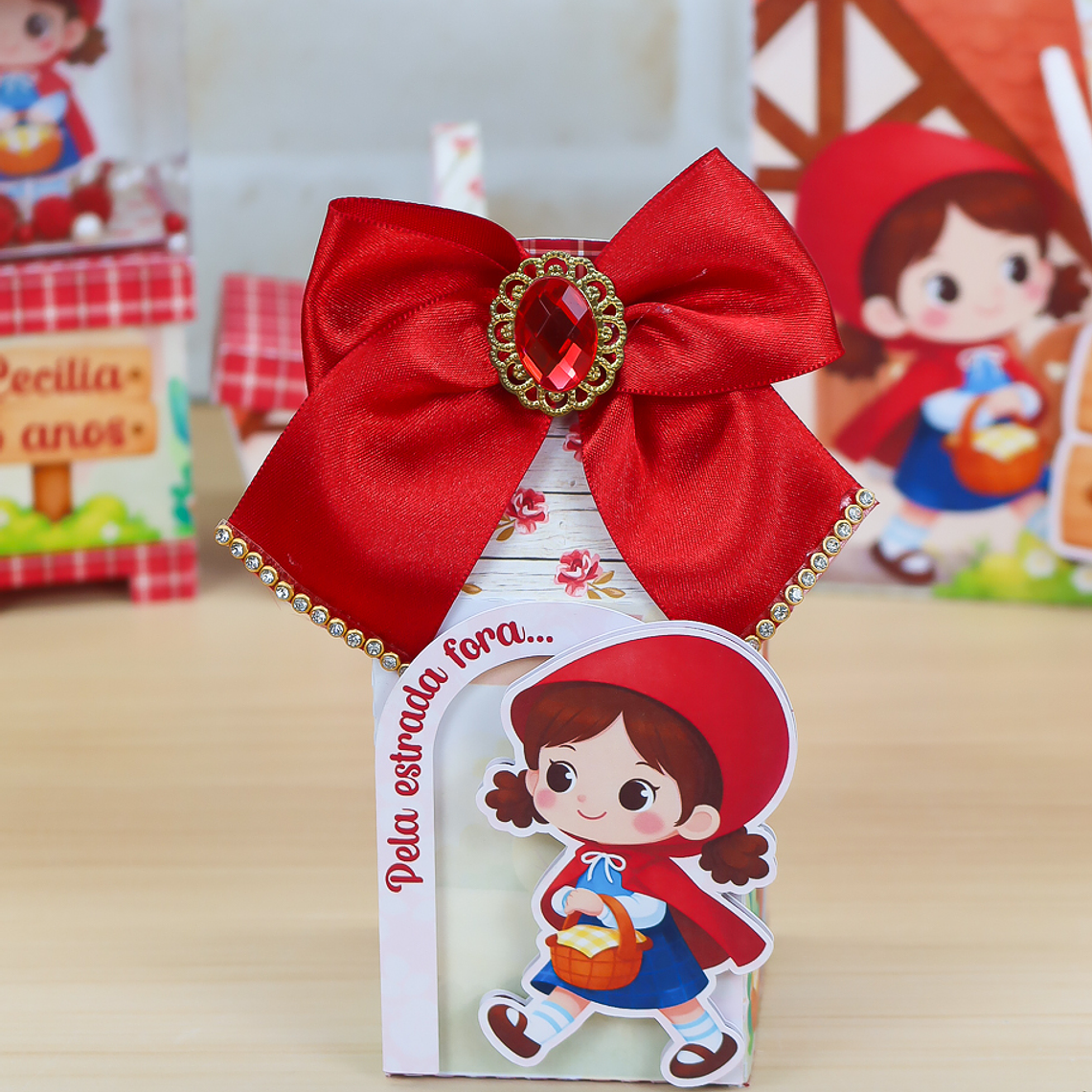 Arquivo de Corte Chapeuzinho Vermelho 9