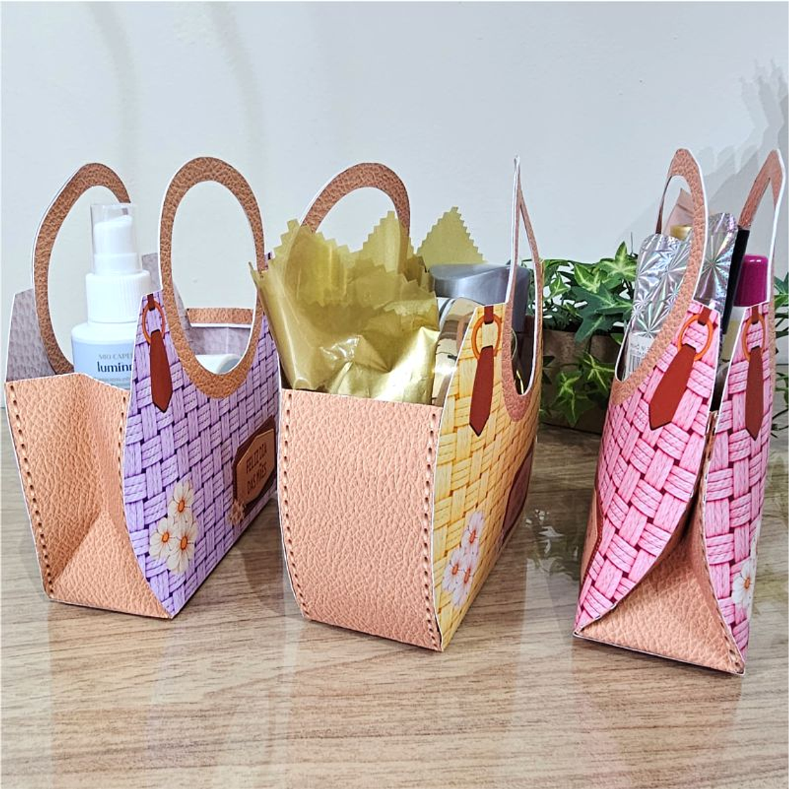 Arquivo de Corte 3 Bolsas com alça M 18x17x6 cm – Dia das mãe 3