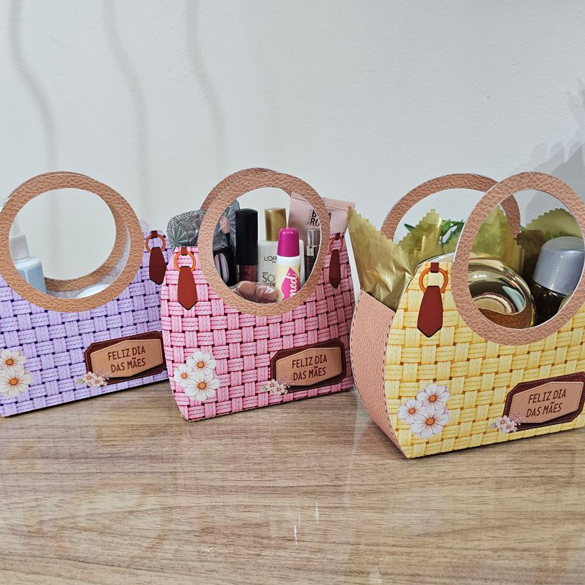 Arquivo de Corte 3 Bolsas com alça M 18x17x6 cm – Dia das mãe 2
