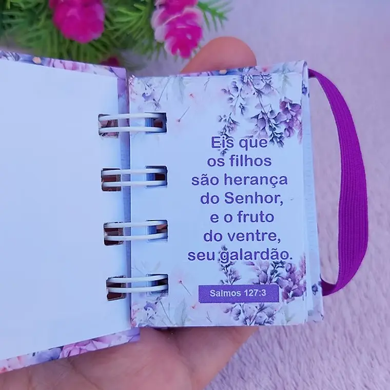 Arquivo em PDF Mini Bíblia Chaveiro Dia das Mães - Roxa 2