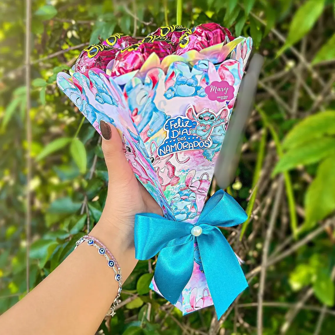 Arquivo Digital Buquê de Bombons Namorados Stitch   1