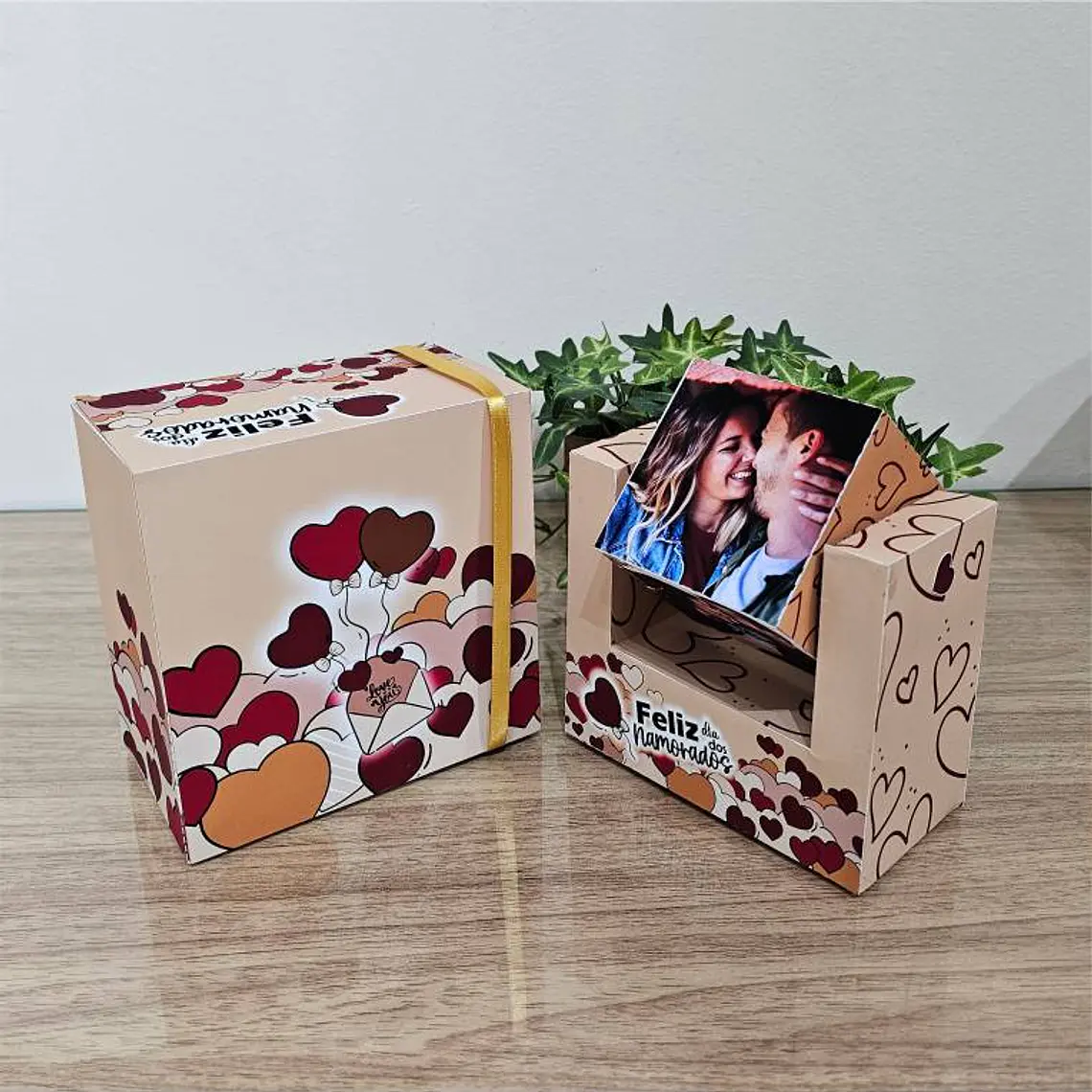 Arquivo Digital Cubo giratório com fotos e caixa para dia dos namorados 2