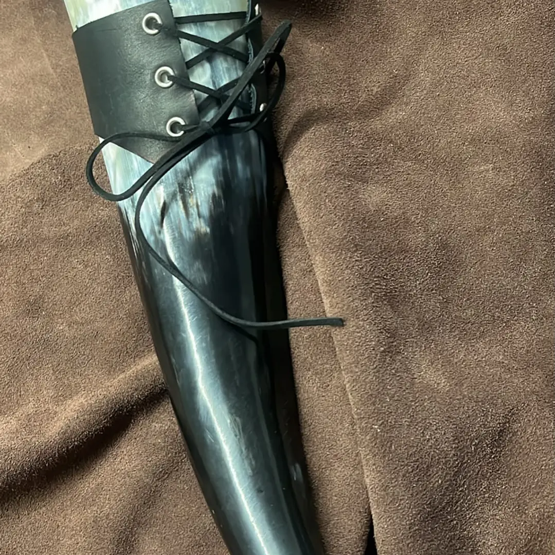 Corno medieval para bebida 2