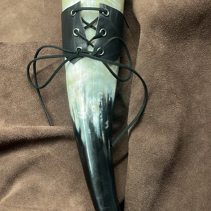 Corno medieval para bebida 2