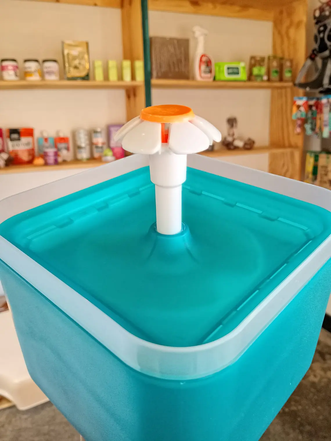 Fuente de agua para mascotas 4