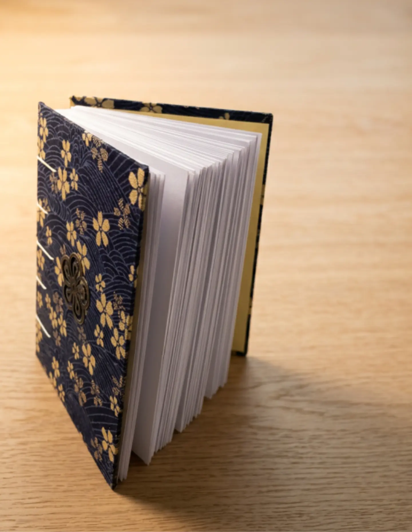Flores amarillas. Cuaderno A6, 150 hojas 4