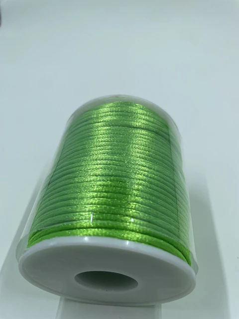 Cordón Bobby o Cola de Ratón 2 mm., 50 mt. Importadora Yarnabeth. C2044 Verde Claro
