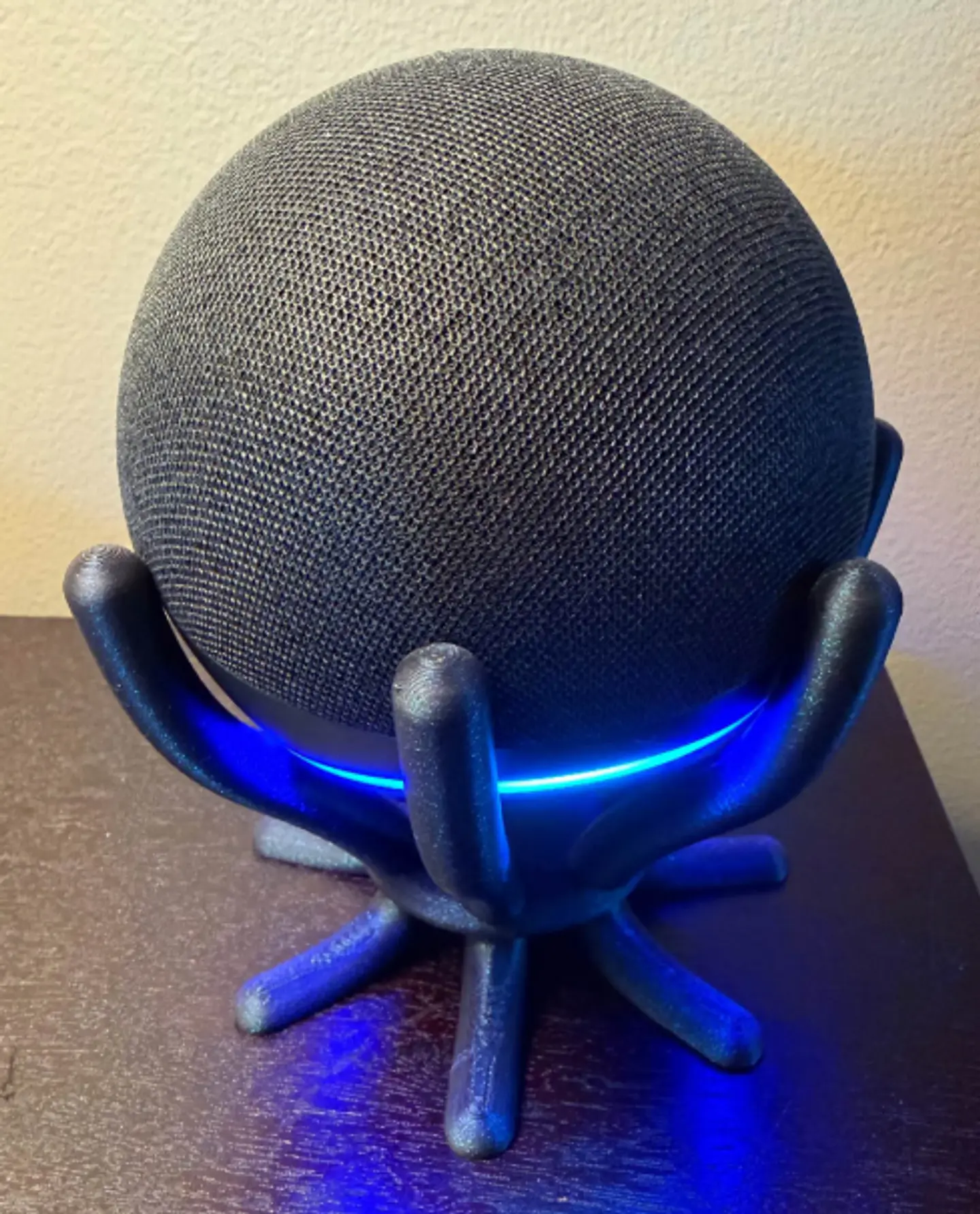 Suporte Decorativo para Alexa — Design Orgânico 3D. 2