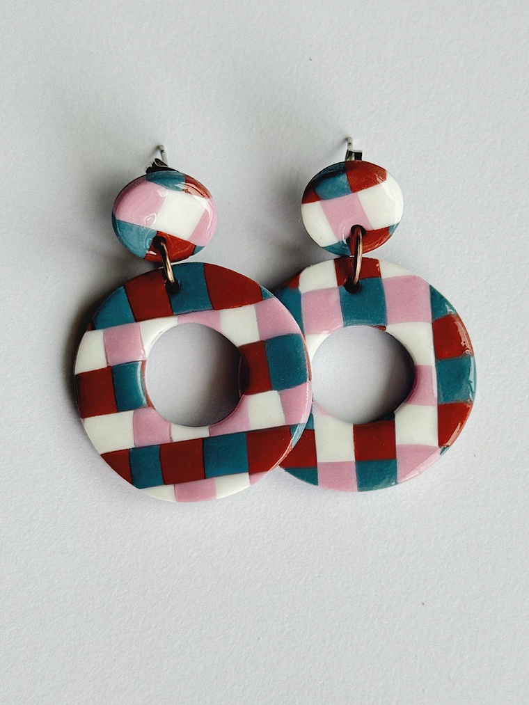 Brincos Padrão Vintage - Redondo envernizado 2