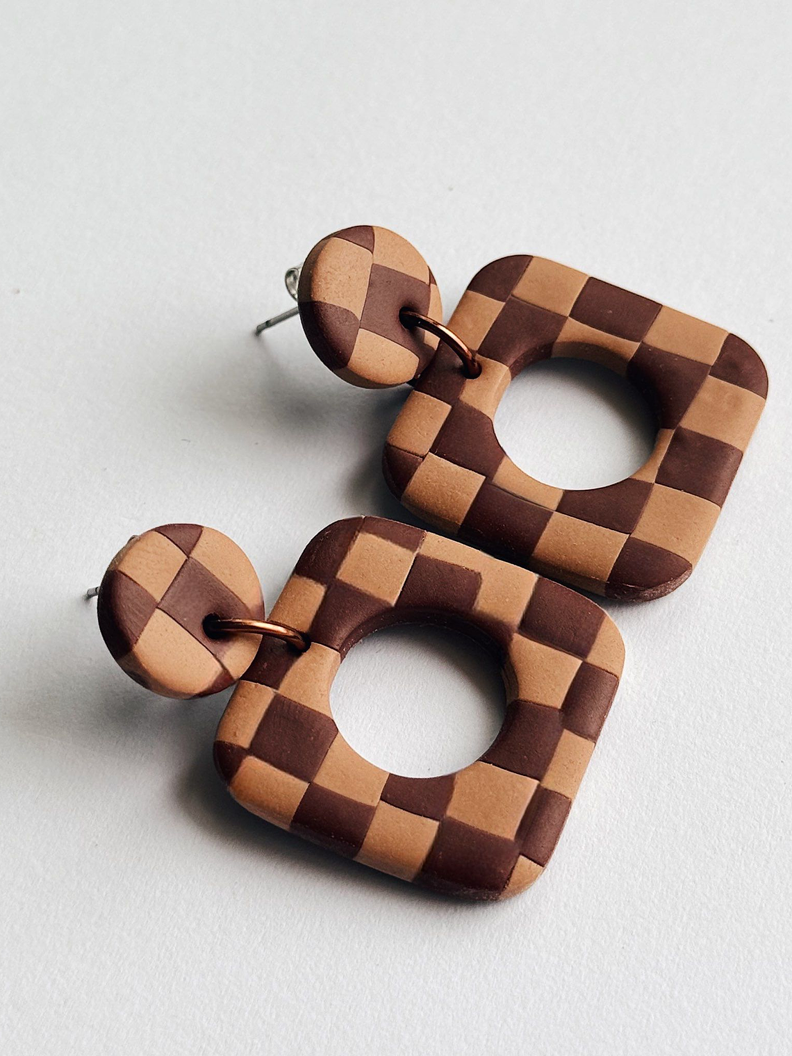 Brincos Padrão Latte - Quadrado  1