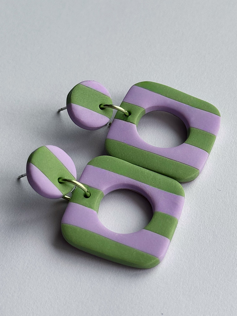 Brincos Padrão Violeta - Quadrado 1