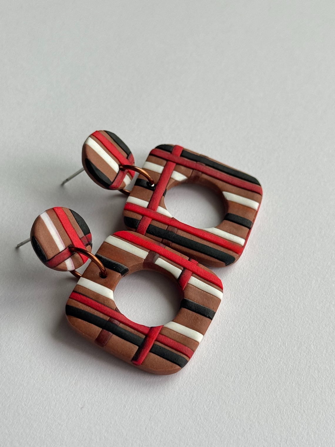 Brincos Padrão Canela - Quadrado 1