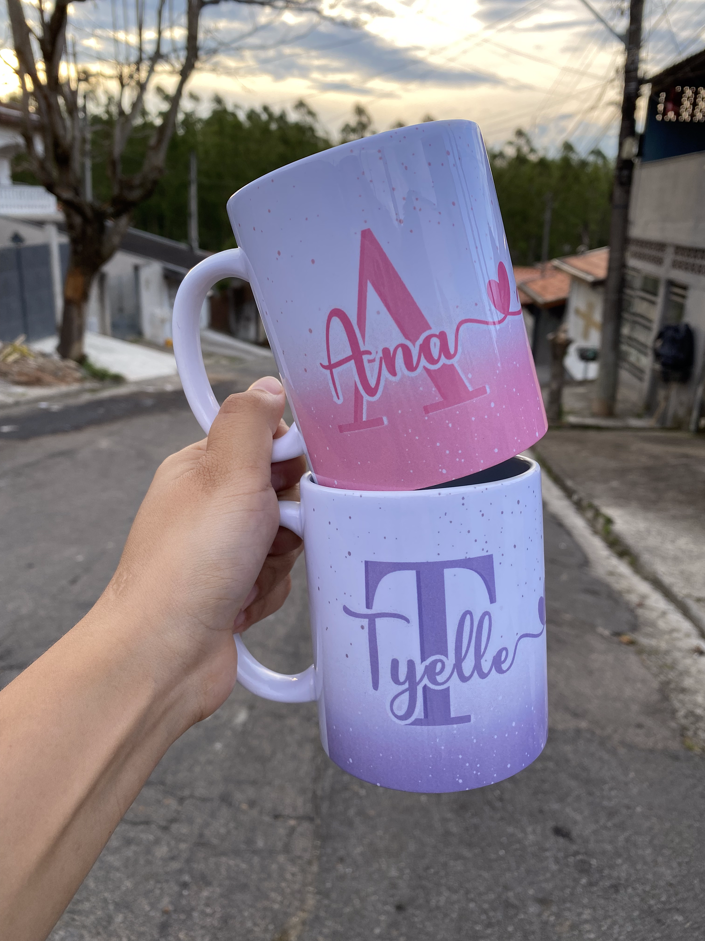 26 Arte para Caneca Alfabeto Feminino Stitch Rosa e Roxo em Jpg 3