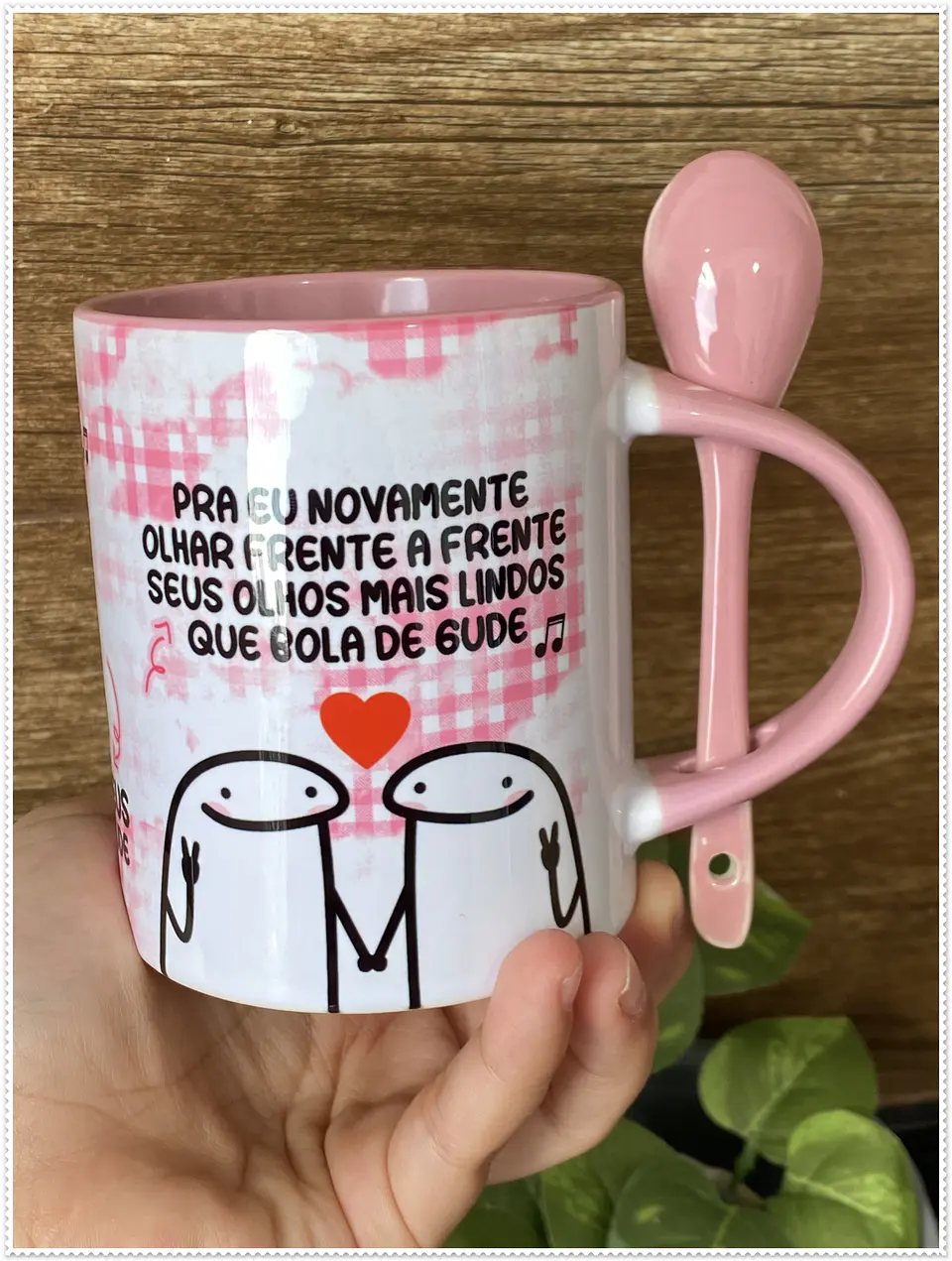 Artes para Caneca Musica Moça do Cabelo Bonito em Jpg 2