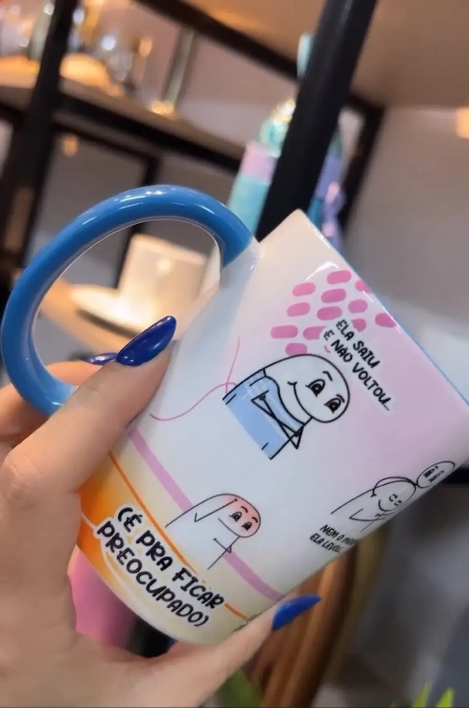 Artes para Caneca Ela Saiu e Não Voltou Personal Flork Musica Frases Editável em Corel Draw  2