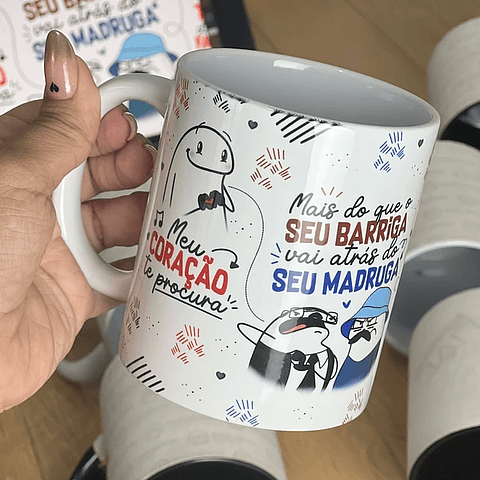 Arte Caneca Meu Coração te Procurar Mais do que o Seu Barriga vai atrás do Seu Madruga Arquivo Png