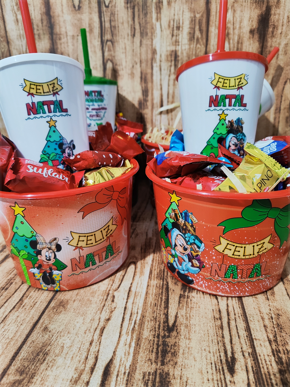 20 Artes para Baldinho e copo Natal Turma do Mickey em Photoshop 2