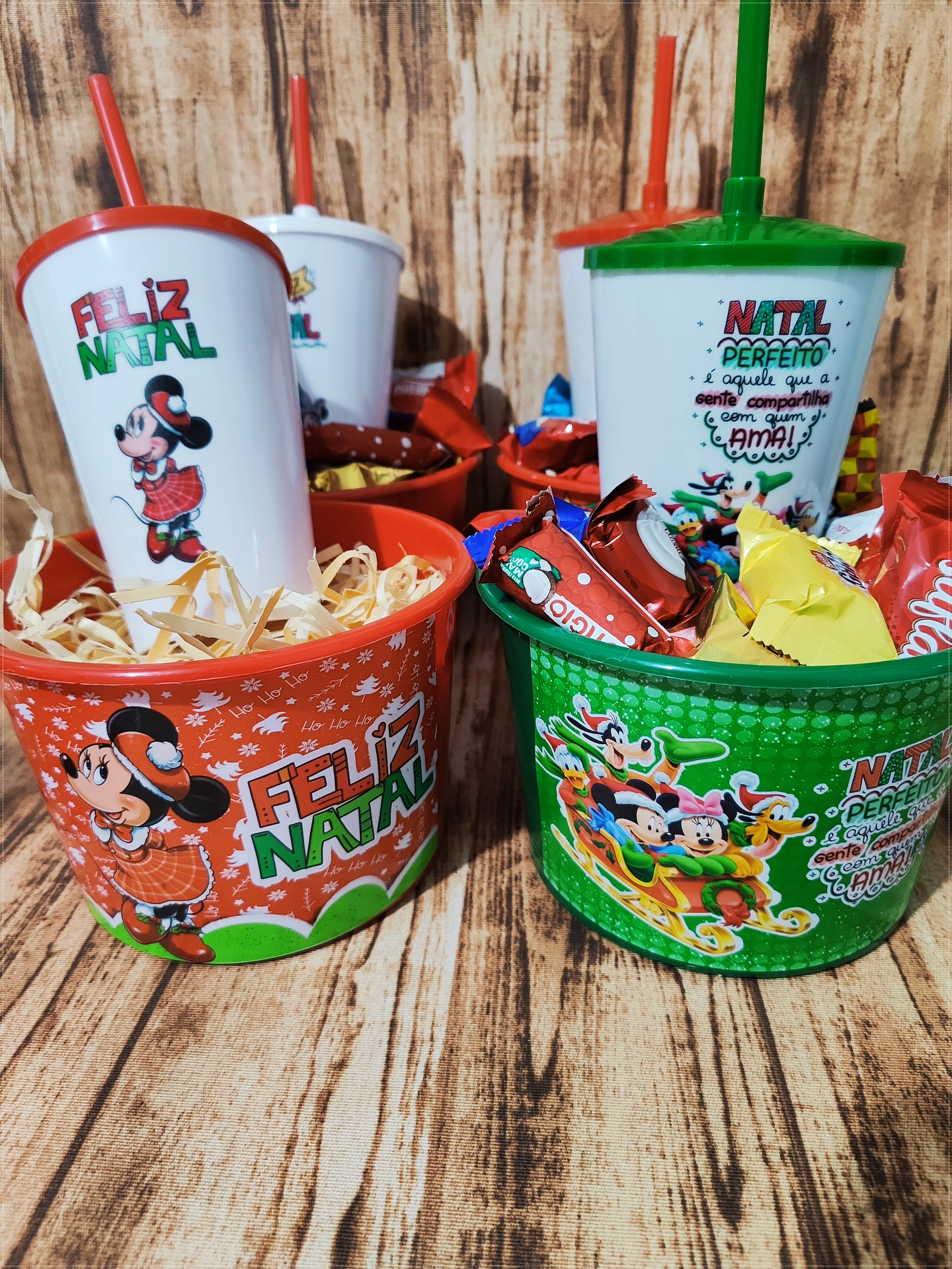 20 Artes para Baldinho e copo Natal Turma do Mickey em Photoshop 1