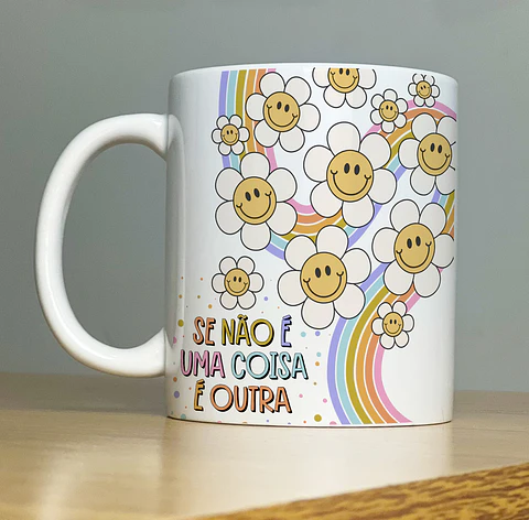 Arte Caneca Se não é uma coisa é outra Arquivo Png