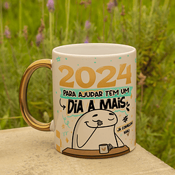 Arte Caneca Ano Novo 2024 para ajudar tem um dia a mais Arquivo Png