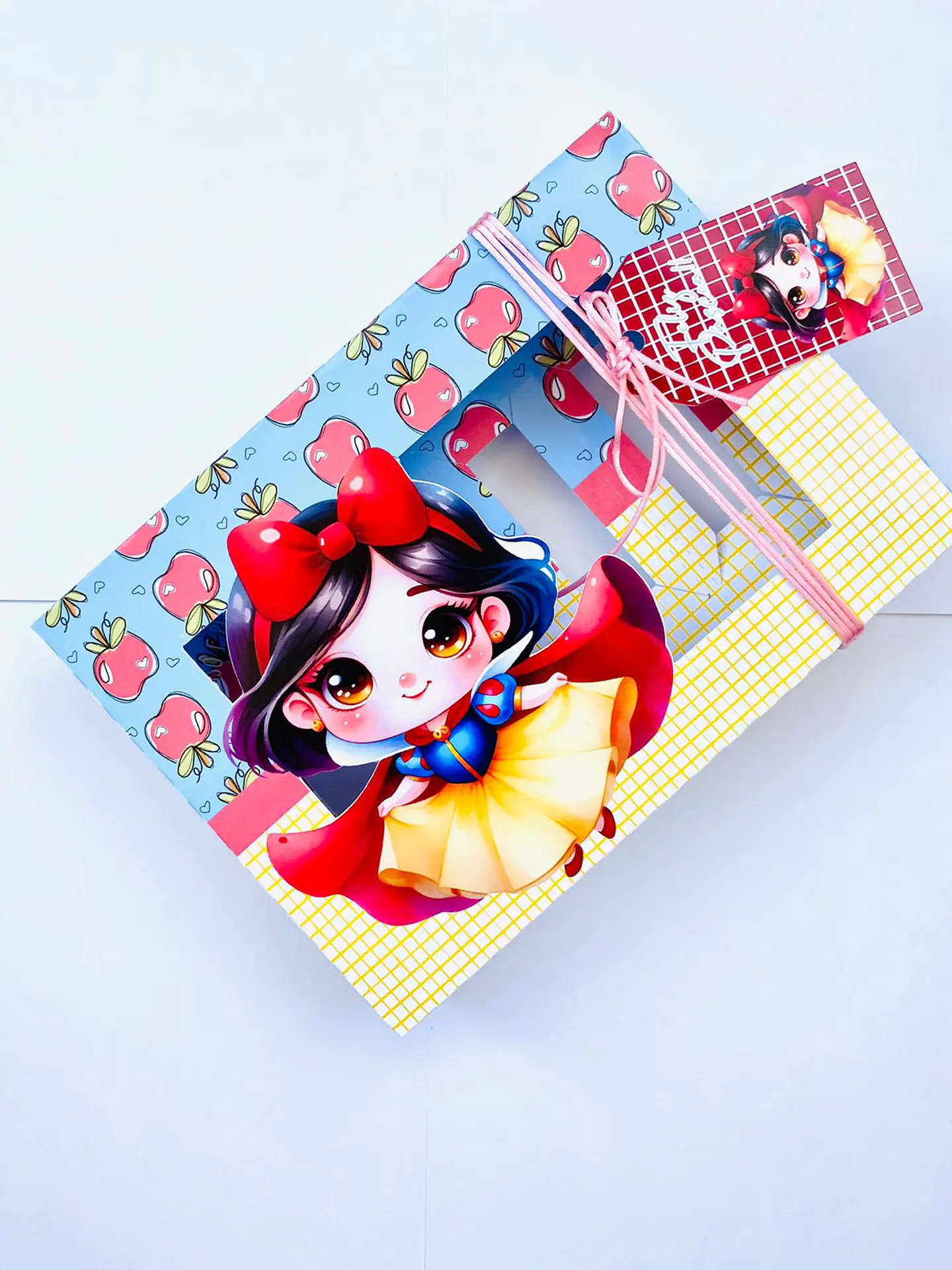 Arquivo para Caixa de Confeiteiro Personagens Páscoa 2024 em Studio 5