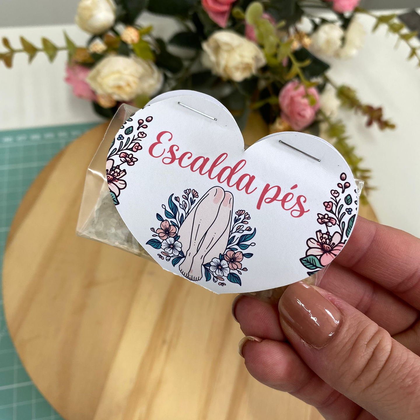 Arquivos de Corte Mimos Dia das Mulheres em Png  17