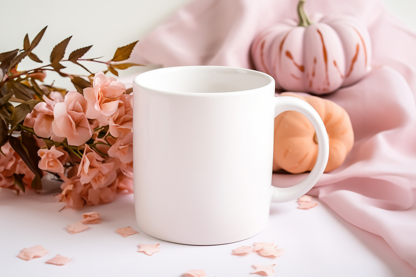 22 Mockups para Caneca Arquivo Editável  11