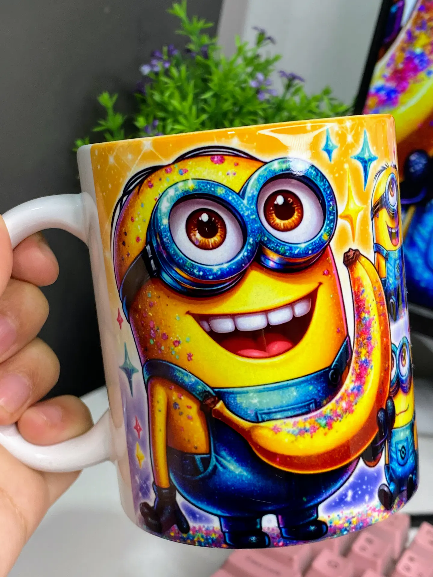 Arte Caneca Minions Gliter Arquivo em Jpg  1