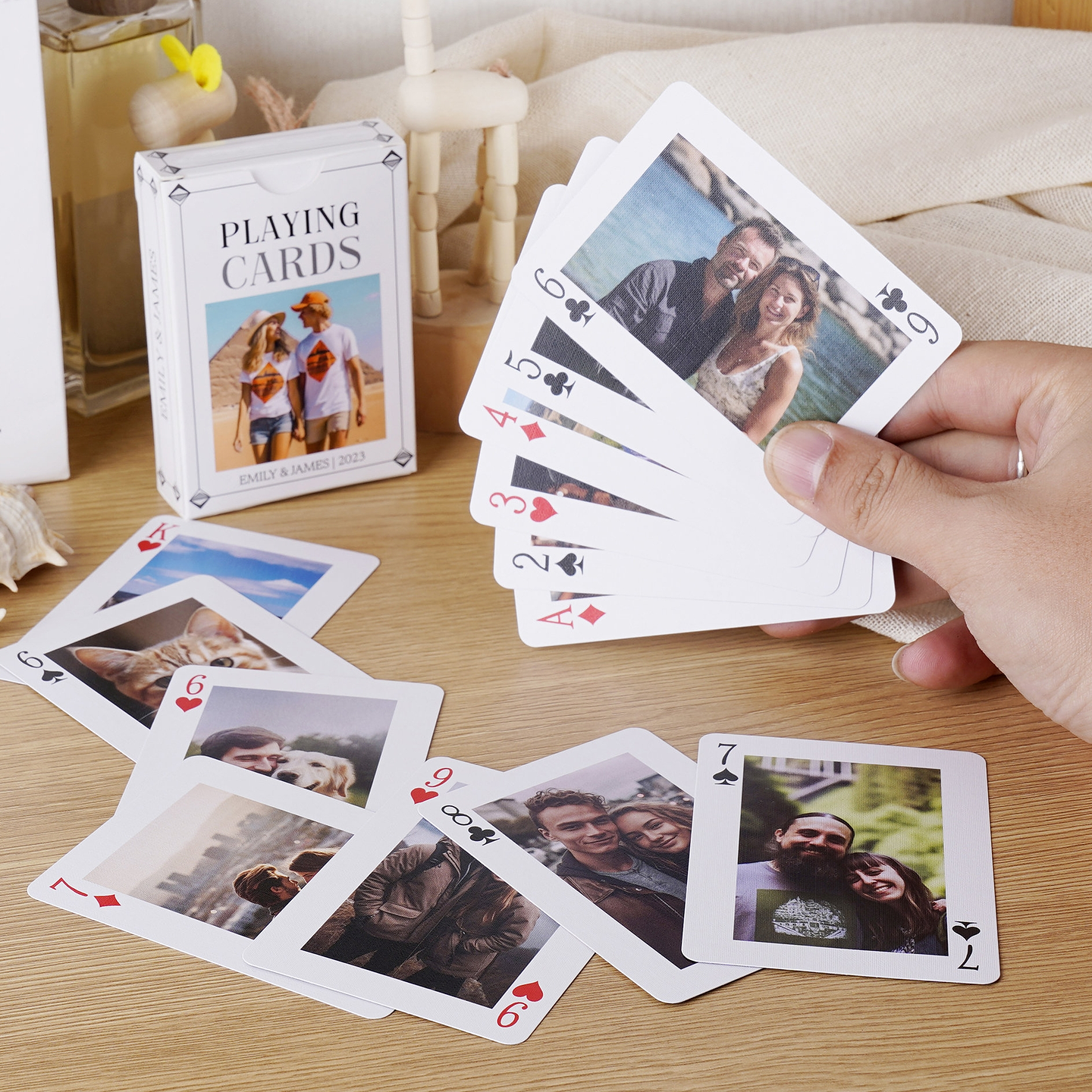 Baralho de Poker Personalizado Editavel no Canva Adicione Suas Fotos e Frases Favoritas! Crie e Personalize Agora Mesmo! 6