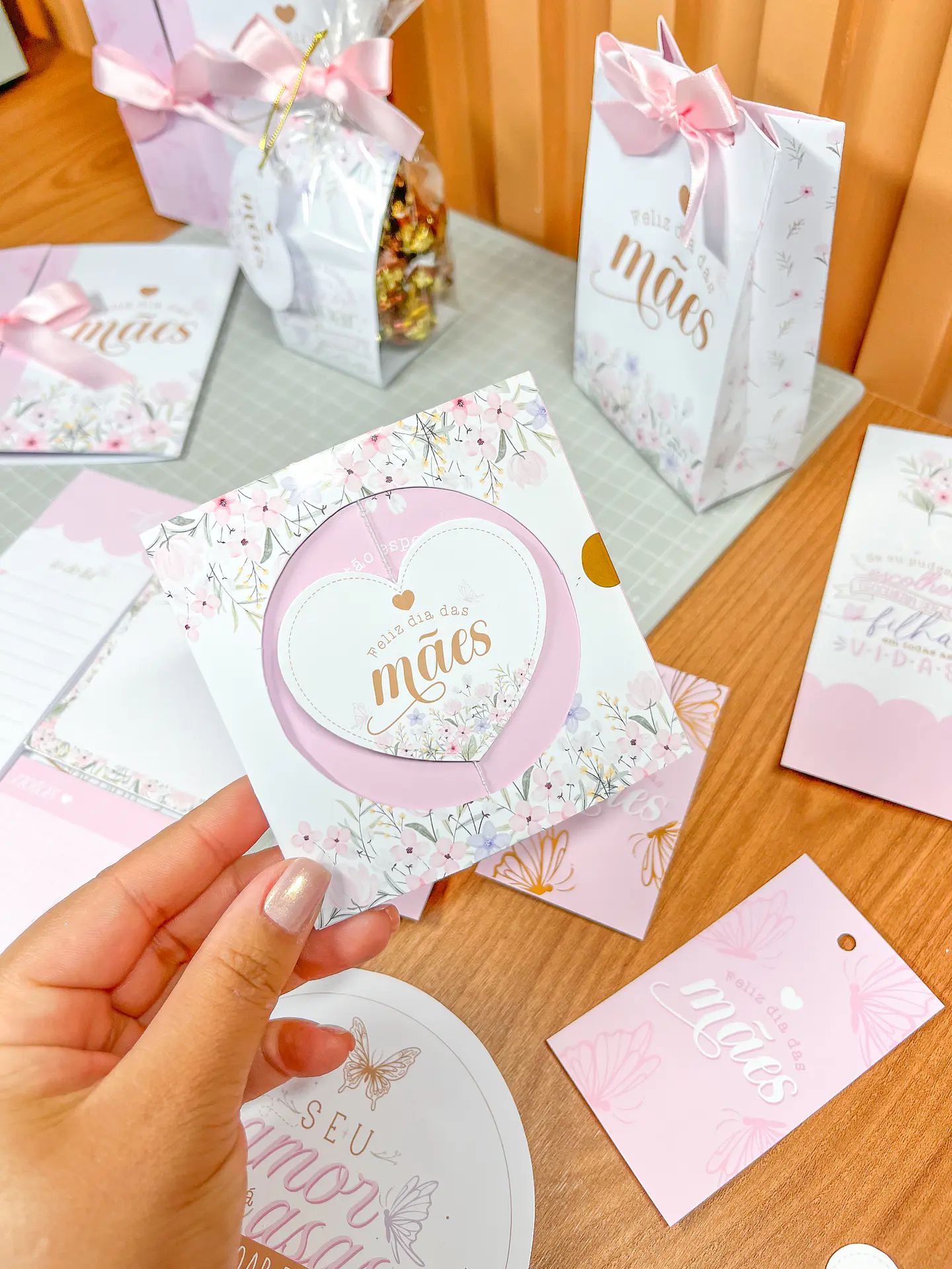 Arquivo de Corte Mimos Dia das Mães em Png  4