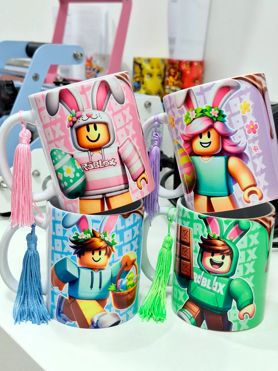 10 Artes para Caneca Páscoa Roblox Arquivo em Jpg 2