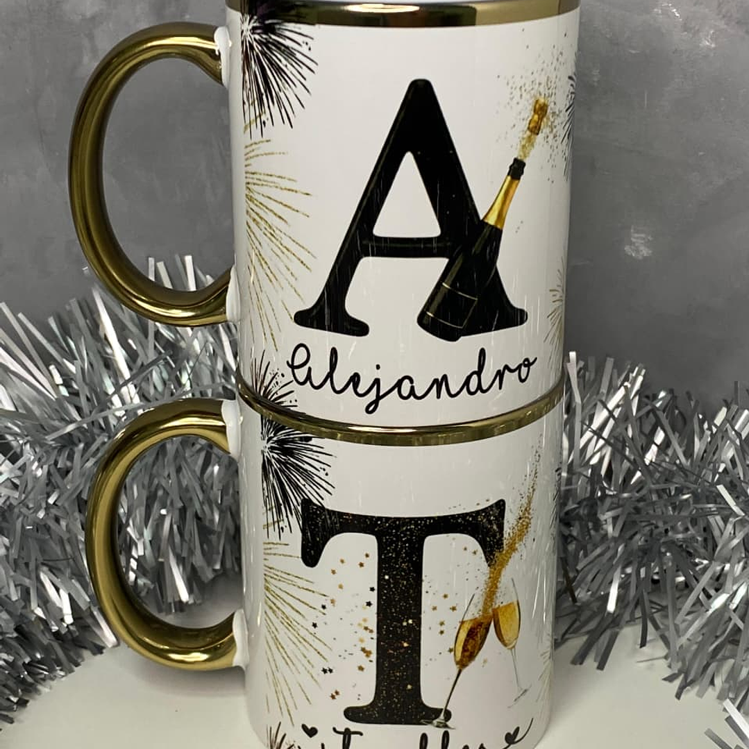 26 Artes para Caneca Alfabeto Ano Novo 2026 Arquivo em Png 1
