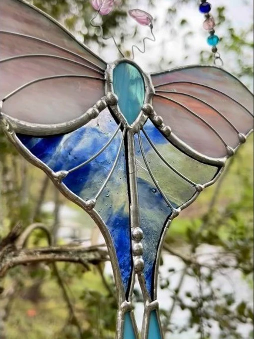 Mariposa Luna en vitral 4